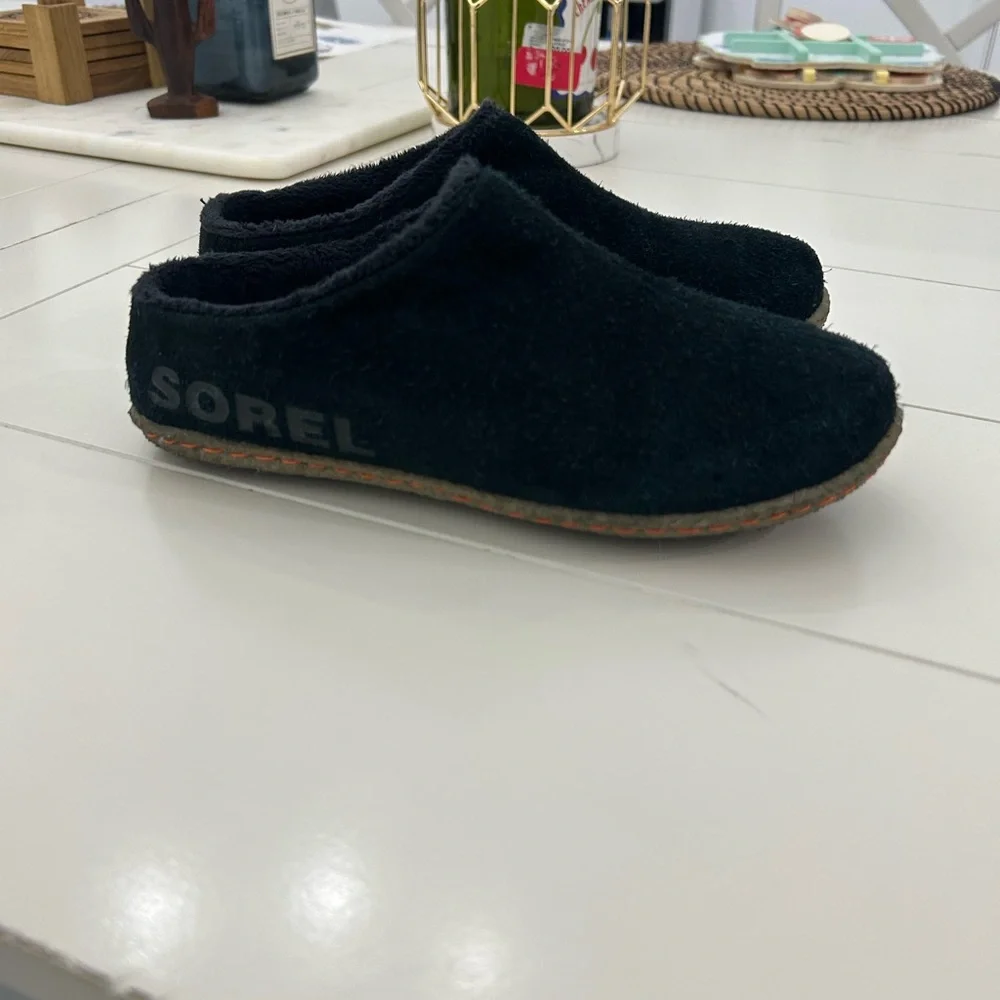 Sorel Black Fleece Slip-On Shoes Clogs